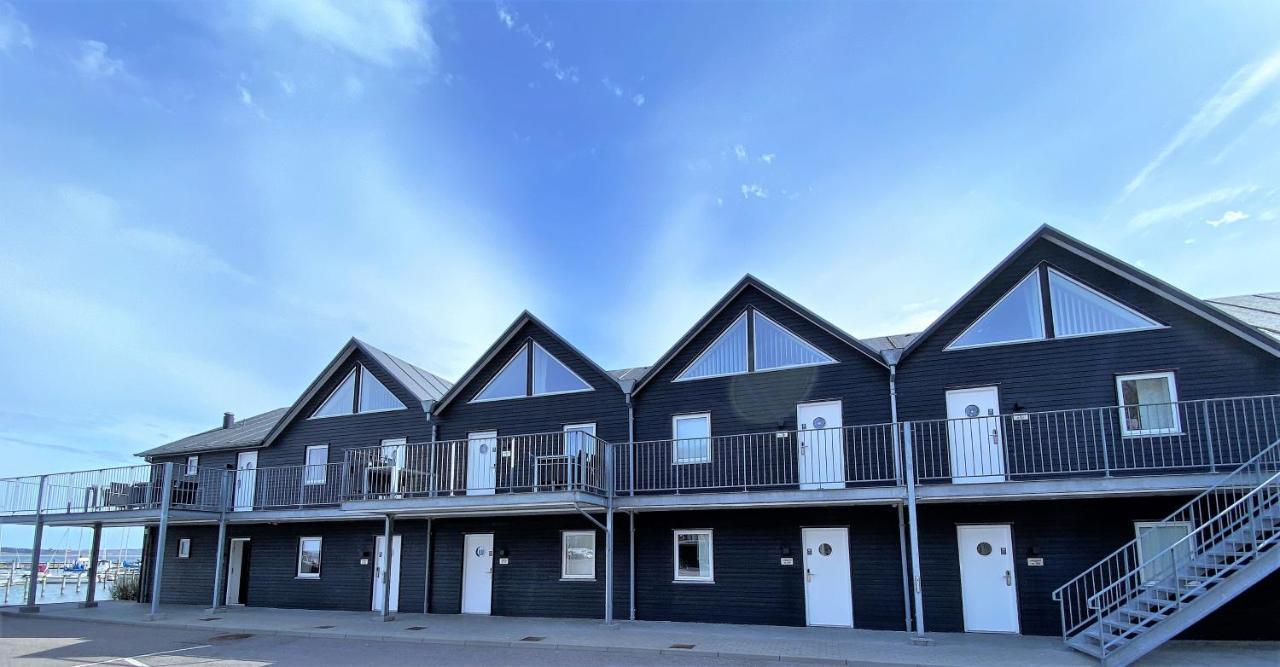 Hotel Strandtangen Скиве Экстерьер фото