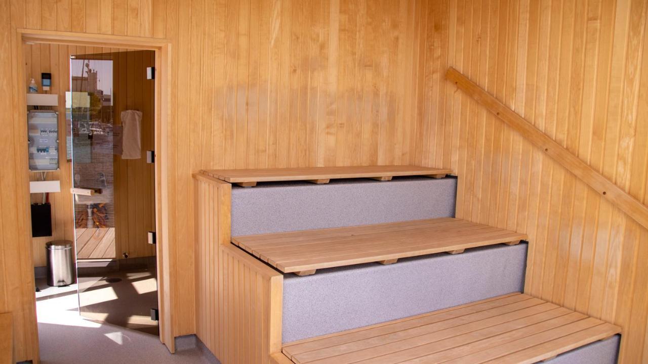 Hotel Strandtangen Скиве Экстерьер фото